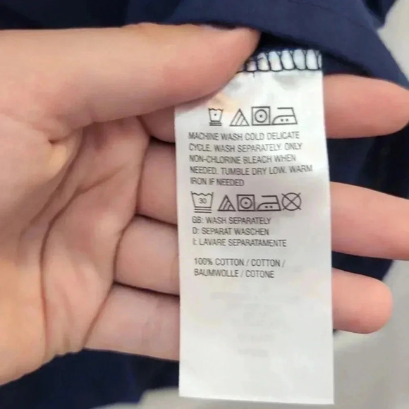 Candace Cameron Bure Short-Sleeve Holiday Graphic Tee - Picture 7 of 9